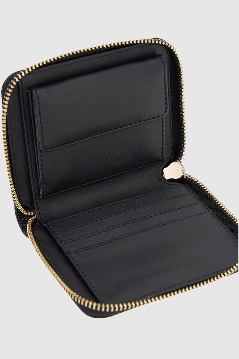 https://noeliashowroom.gr/wp-content/uploads/2026/03/1.jpg